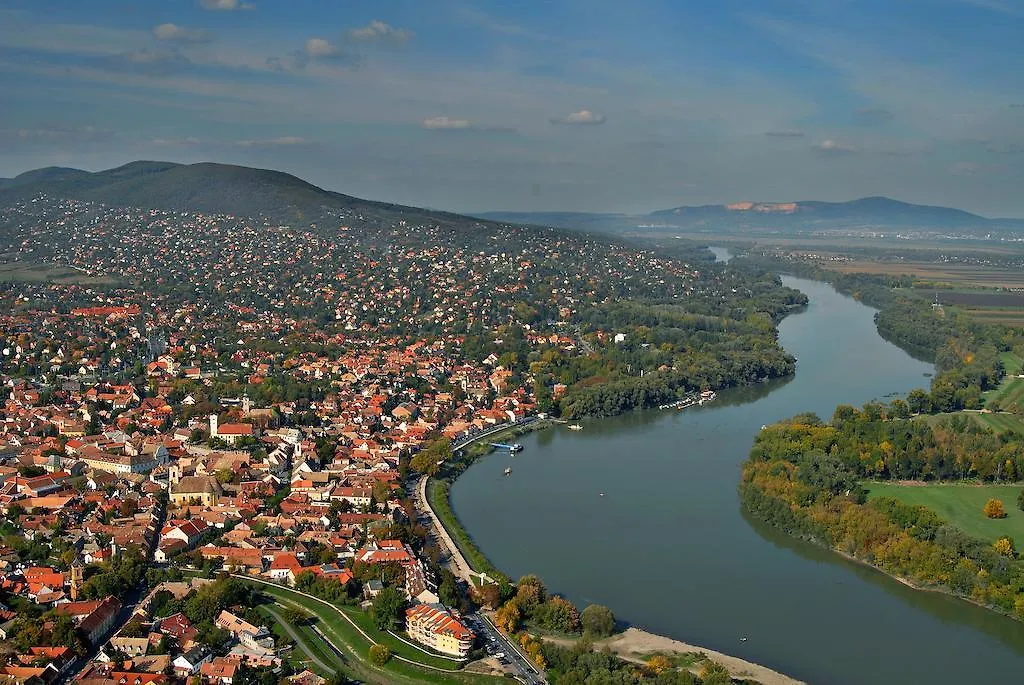 Attila Hotel Budapeste