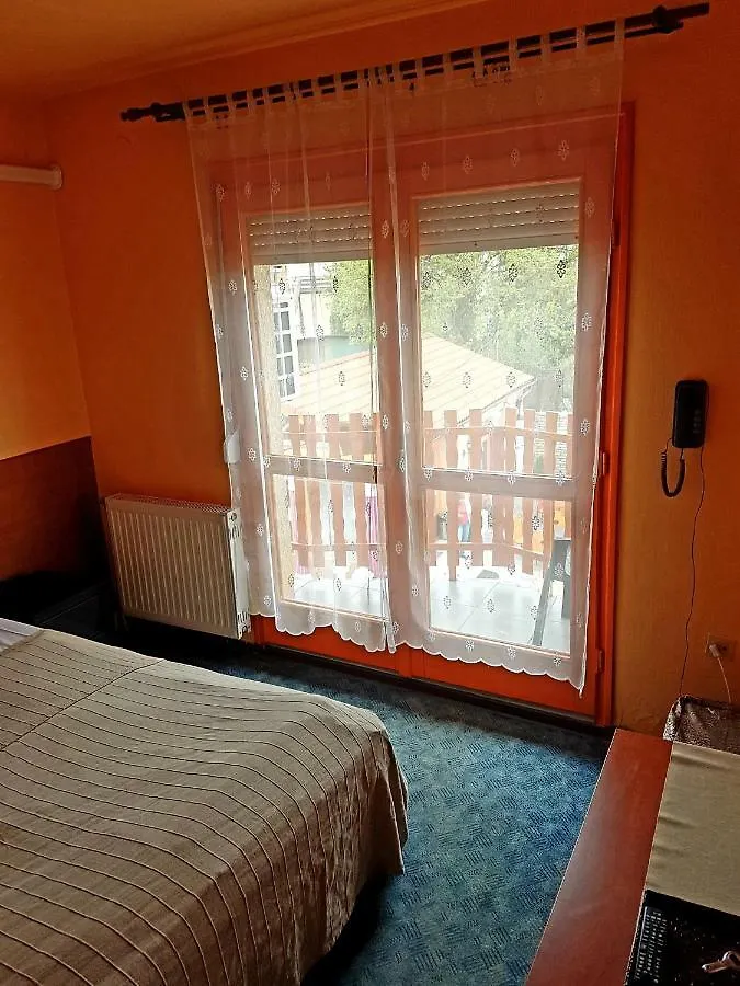 Attila Hotel Budapest 2*,  Ungern